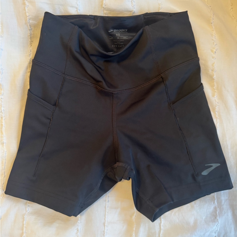 Brooks Women’s Method 5” Shorts
